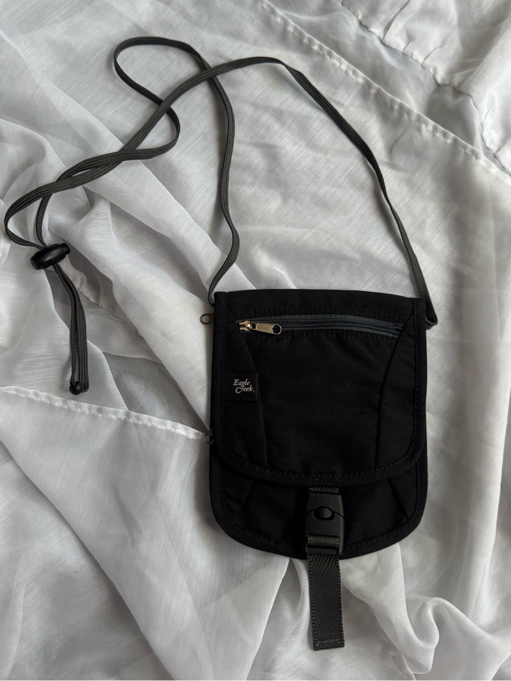 Eagle Creek Mobile Dry Pouch